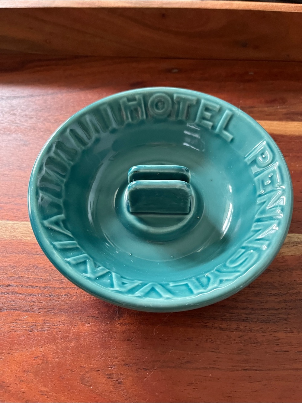 VINTAGE HOTEL PENNSYLVANIA ASHTRAY